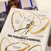 Vu dans le @ellefr 👀 notre sublime jonc @zagbijoux dispo à la boutique #draguignan #bijoux 🎄🌟
